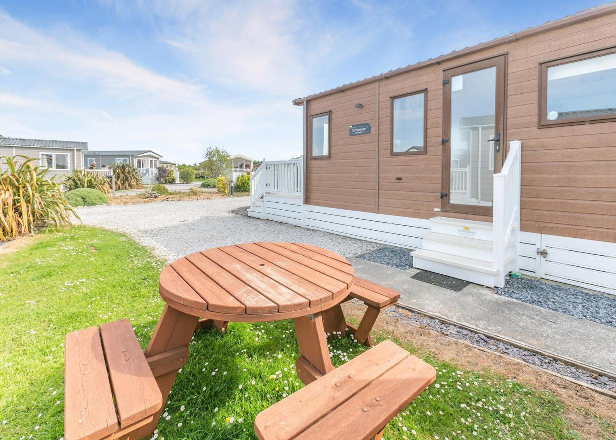 Looe Coastal Retreat Hotel Bagian luar foto