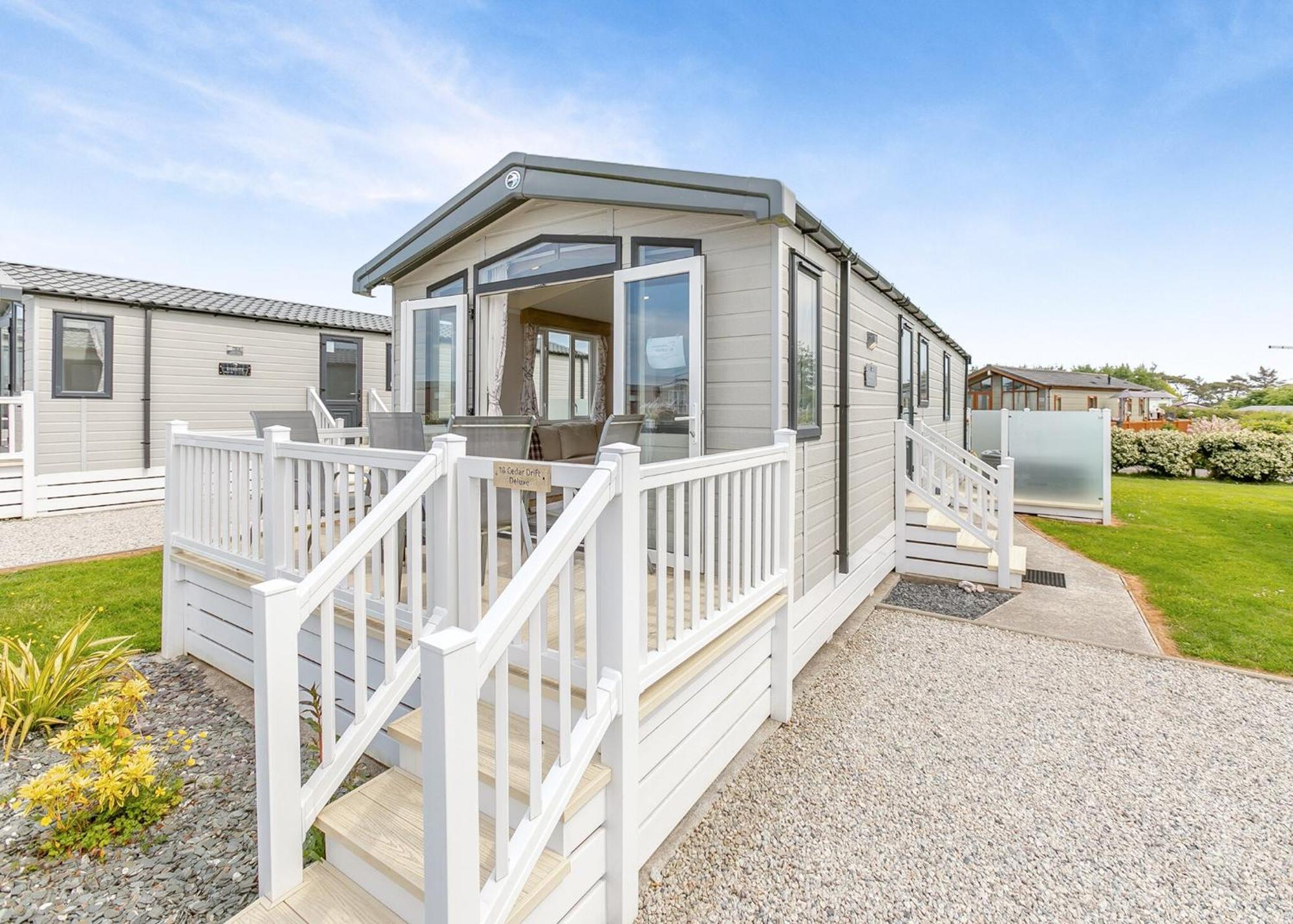 Looe Coastal Retreat Hotel Bagian luar foto